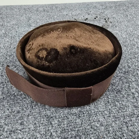 Lot of 3 Vintage Women's Cocktail Fascinator Hats + Box Needs Cleaning & Shaping - Picture 9 of 16